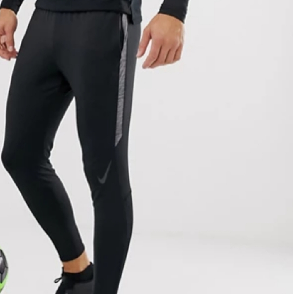 Nike Soccer Strike Tapered Sweatpants / Joggers